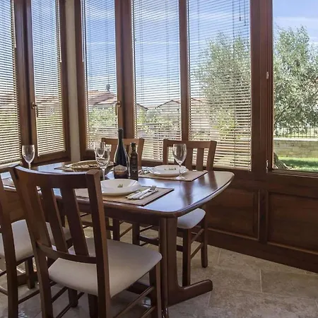 Σπίτι διακοπών Rafael 1