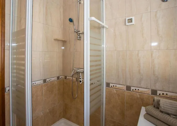 Σπίτι διακοπών Rafael 1 Karpinjan