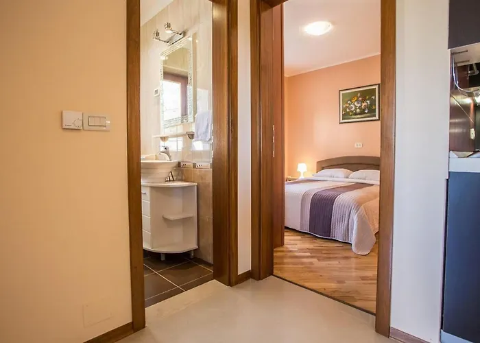 Σπίτι διακοπών Rafael 1 *